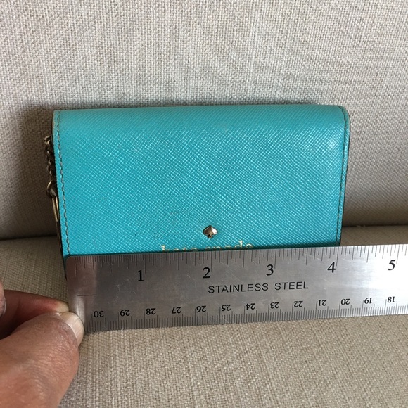 Kate Spade Wallet Keychain - Picture 13 of 13